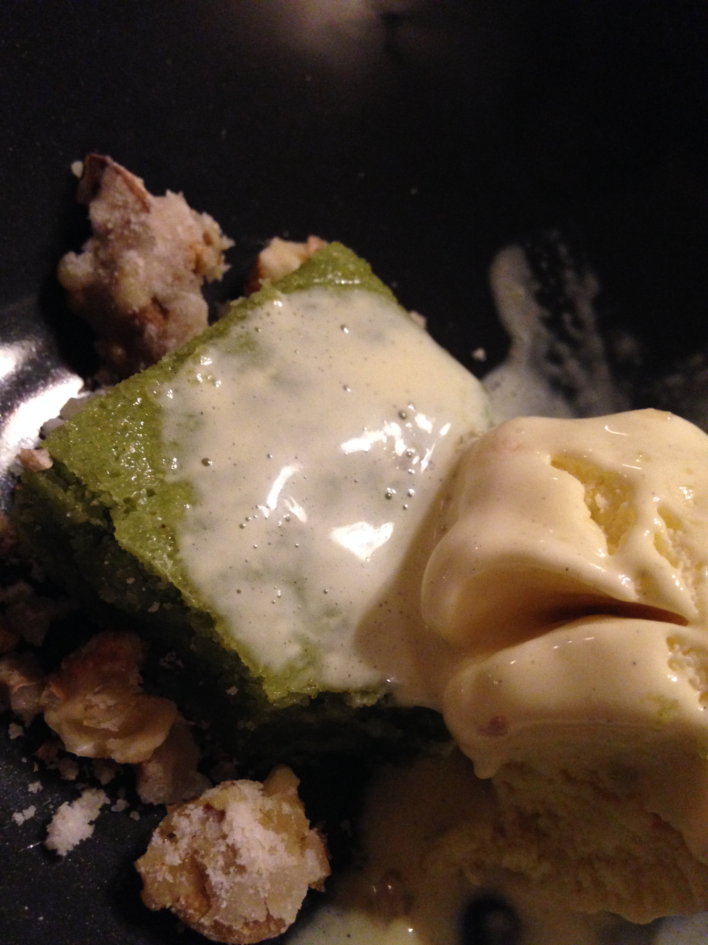 2014-05-09 Paris Au Passage pistachio cake