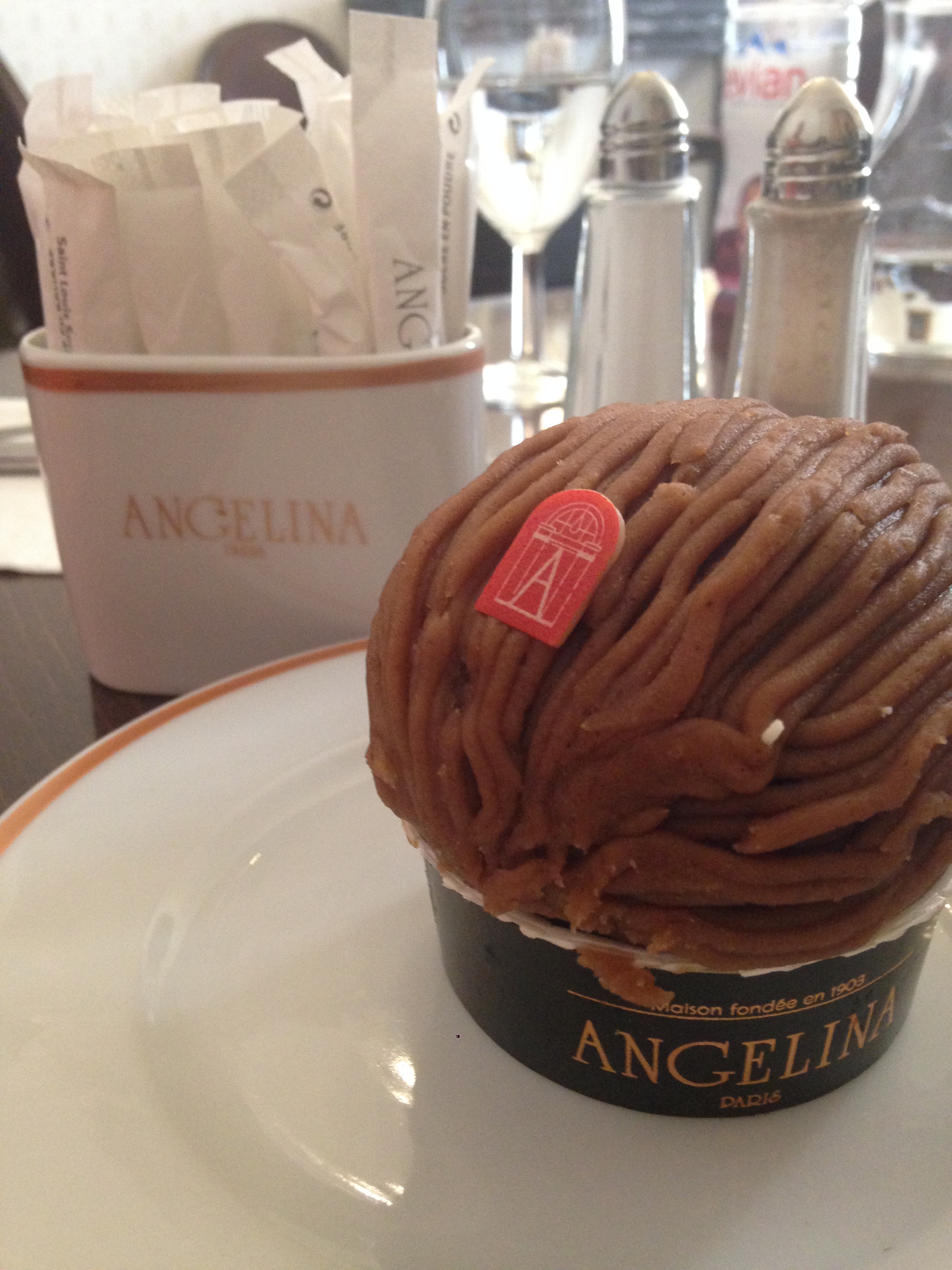 2014-05-09 Versailles Angelinas chocolate and raspberry