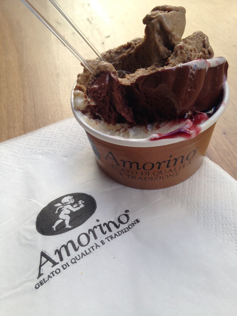 2014-05-19 Paris Isle St Louis Amorino gelato 2