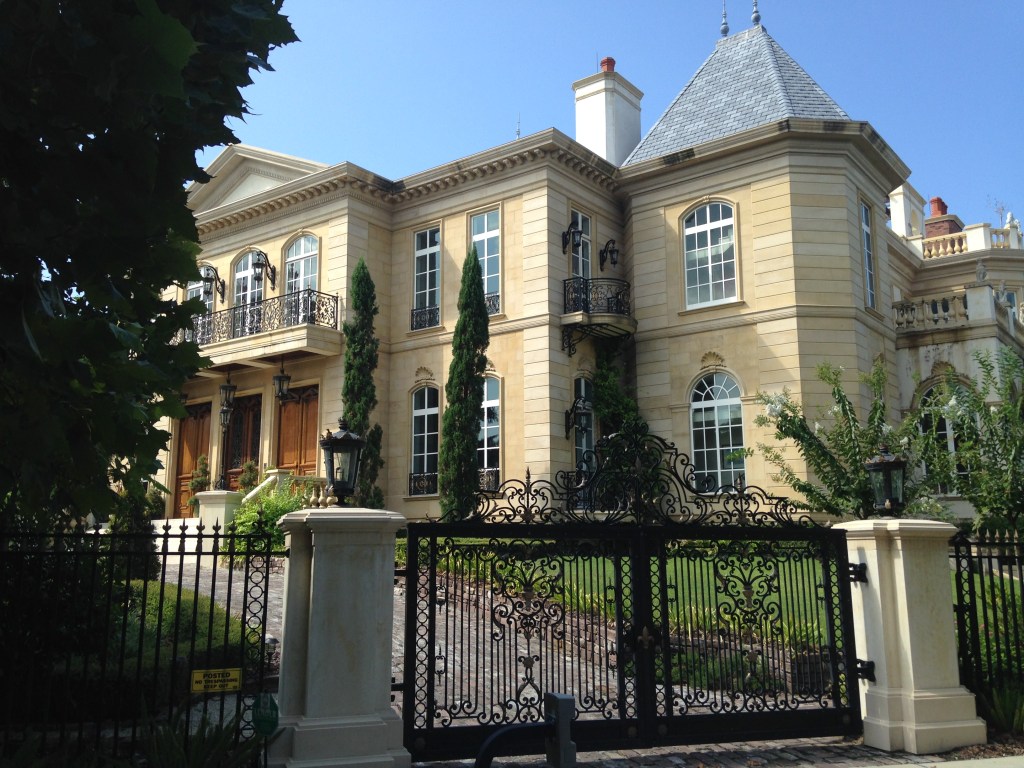 2015-08-24 Sarasota 29th Anniversary mansion 2