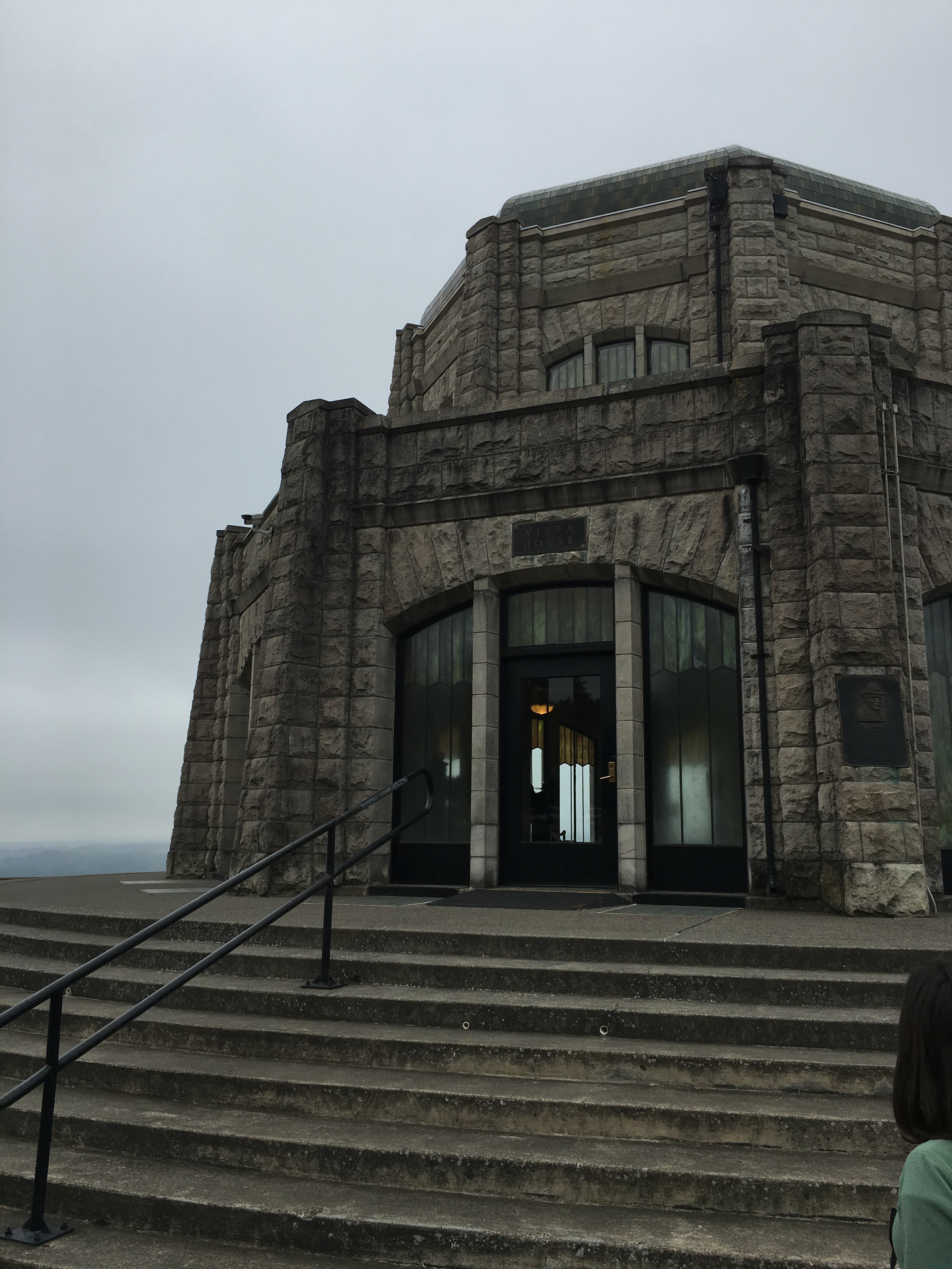 2016-05-04 Portland - Columbia River Gorge Vista House 2